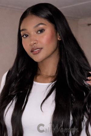 227052 - Erika Age: 22 - Colombia