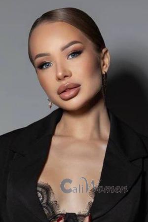 227344 - Yuliia Age: 33 - Ukraine