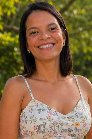228891 - Yessica Age: 38 - Colombia